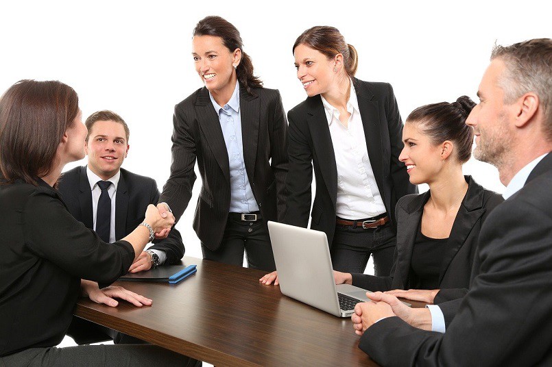 handshaking in office